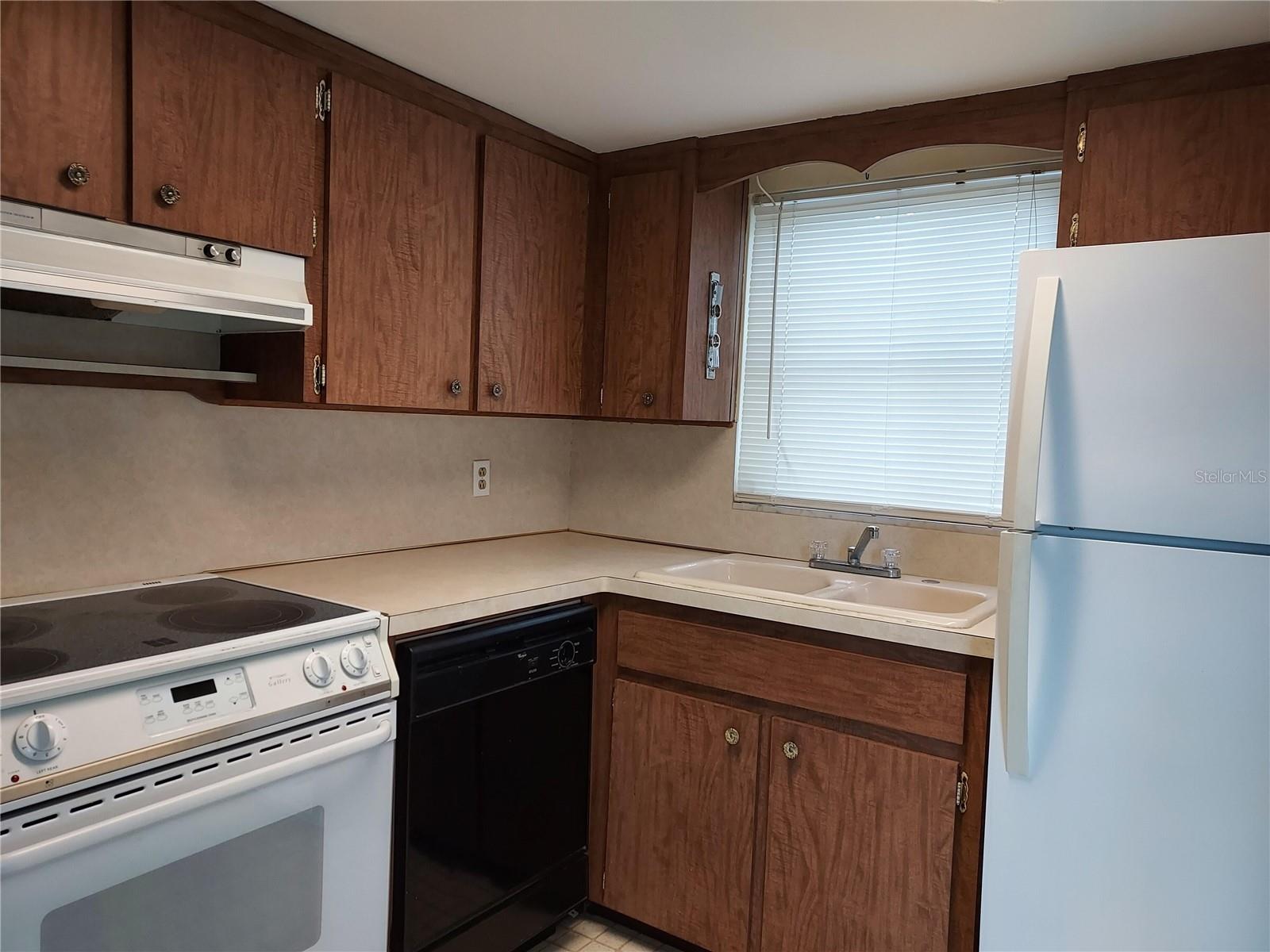 1240 Chelsea Ln Property Photo 10