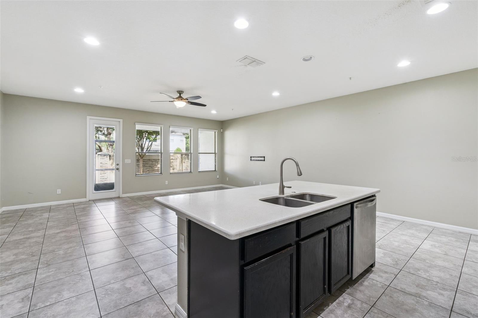 618 Merry Brook Cir Property Photo 4