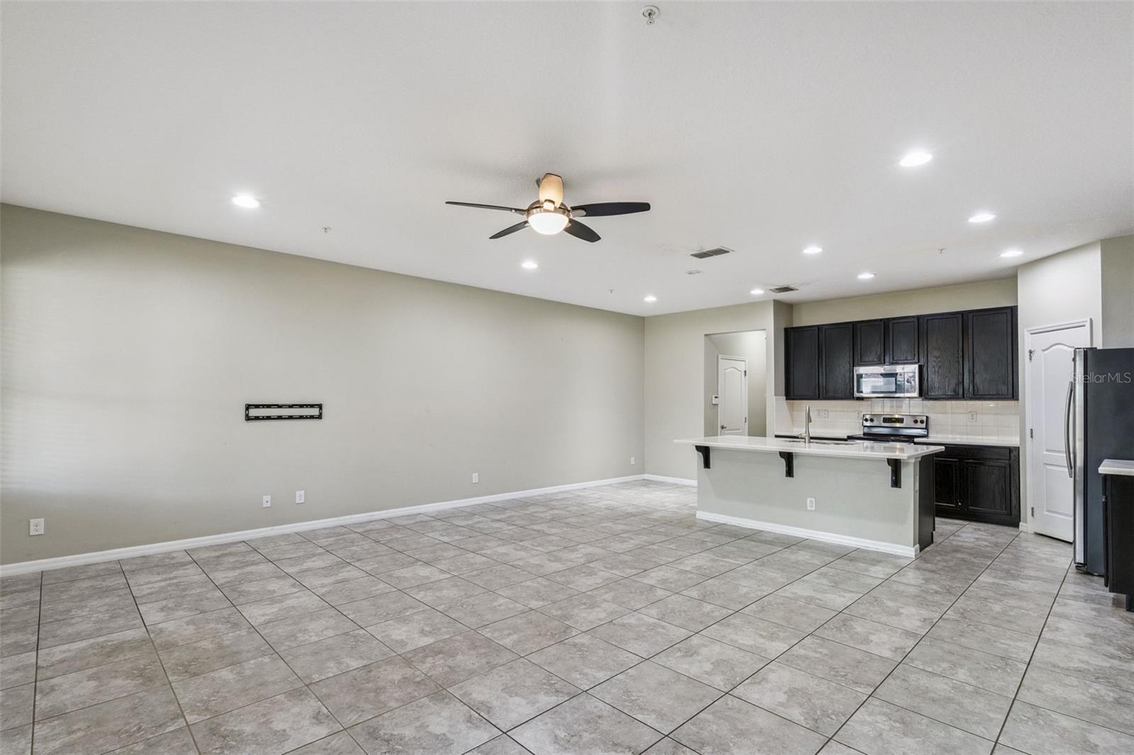 618 Merry Brook Cir Property Photo 5