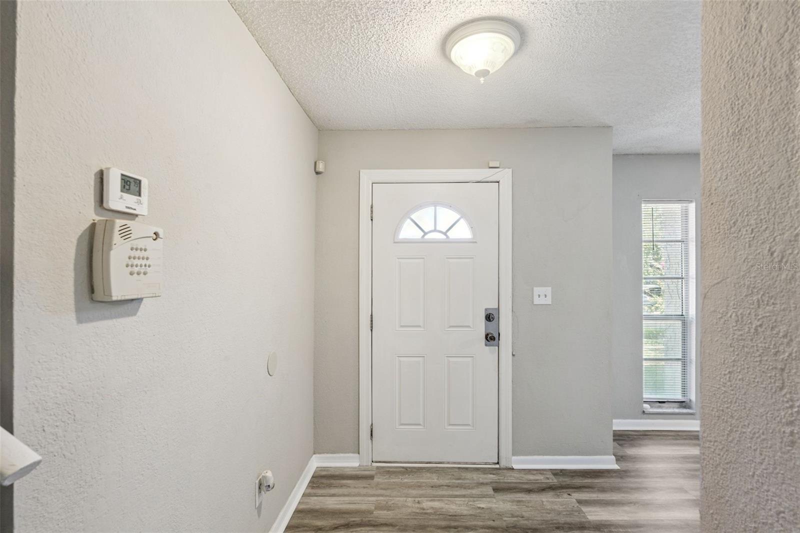 4035 Wendy Dr Property Photo 2