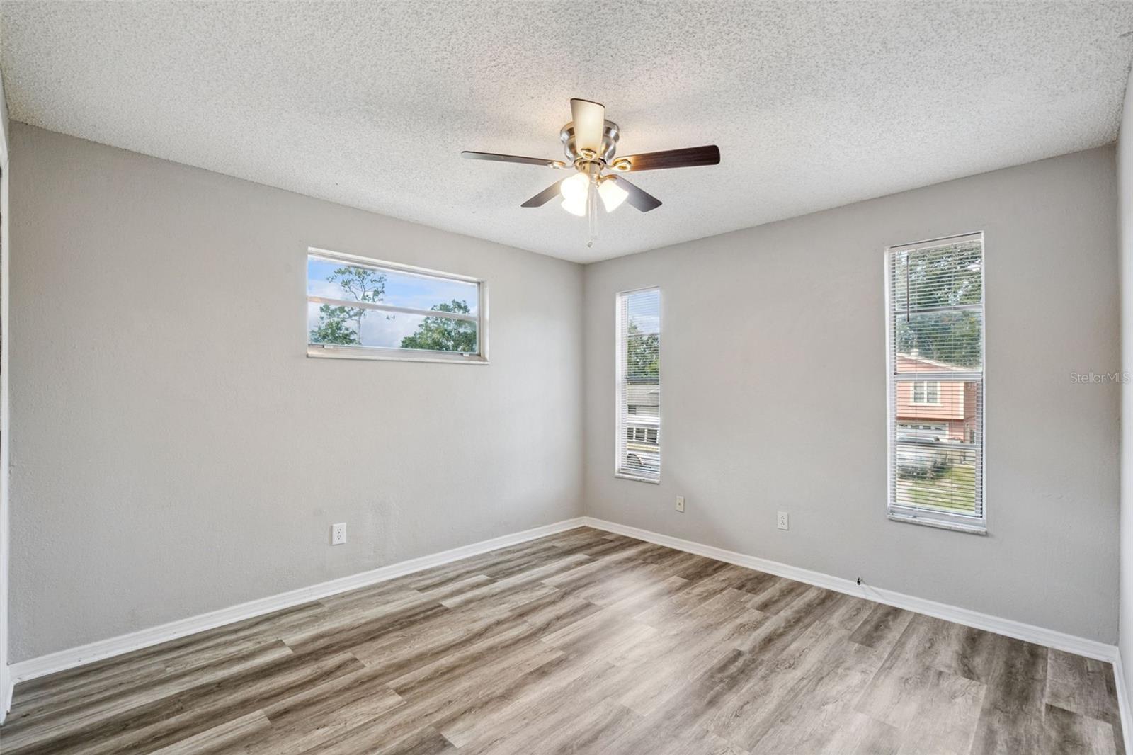 4035 Wendy Dr Property Photo 15