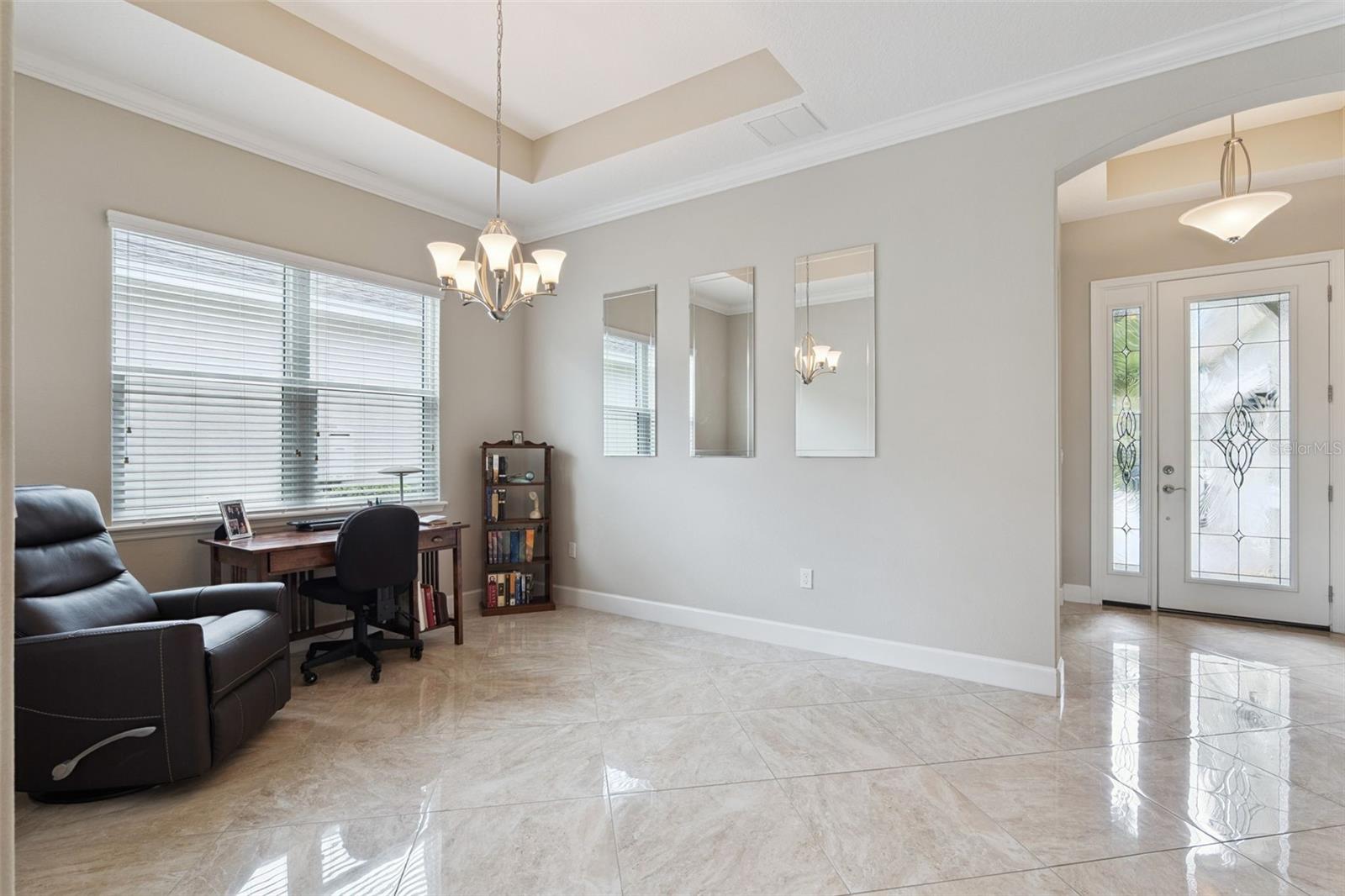 1365 Brayford Pt Property Photo 3