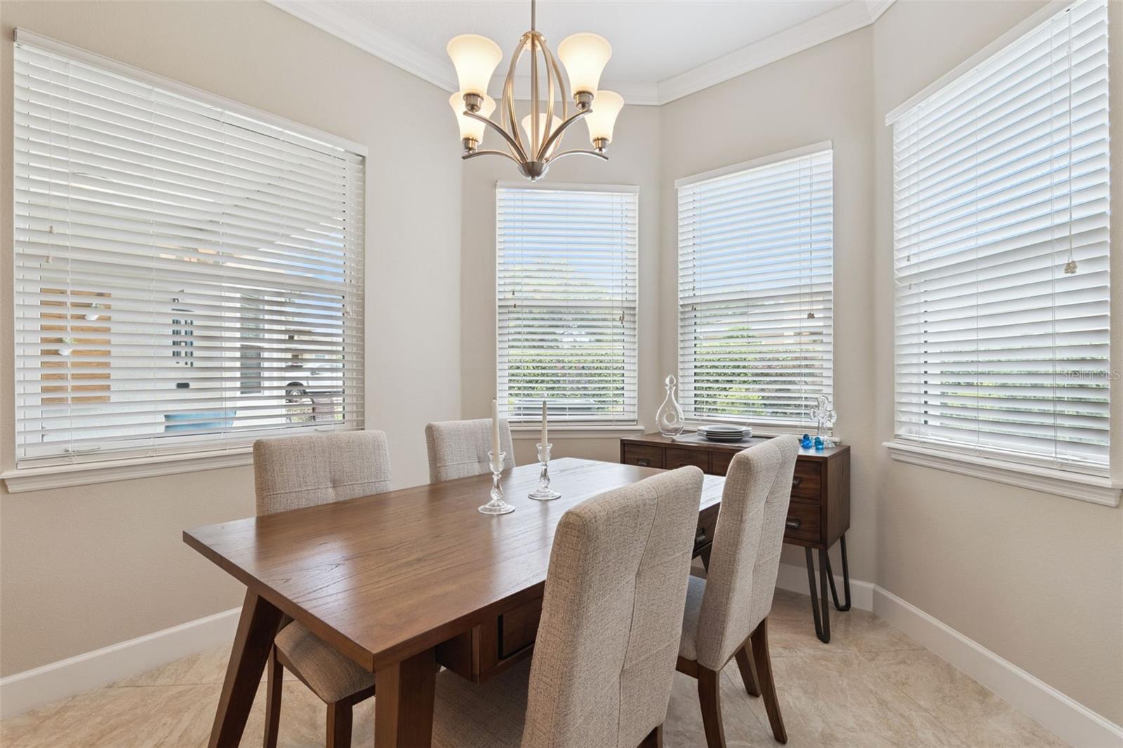 1365 Brayford Pt Property Photo 14
