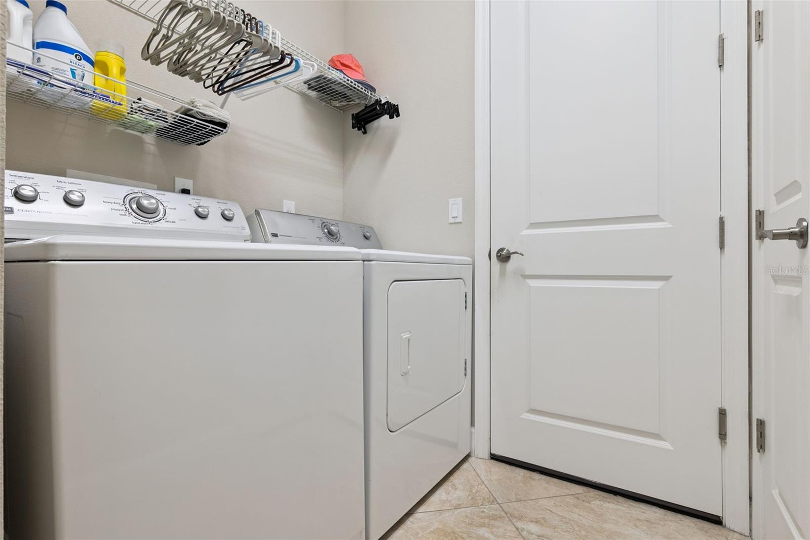 1365 Brayford Pt Property Photo 25