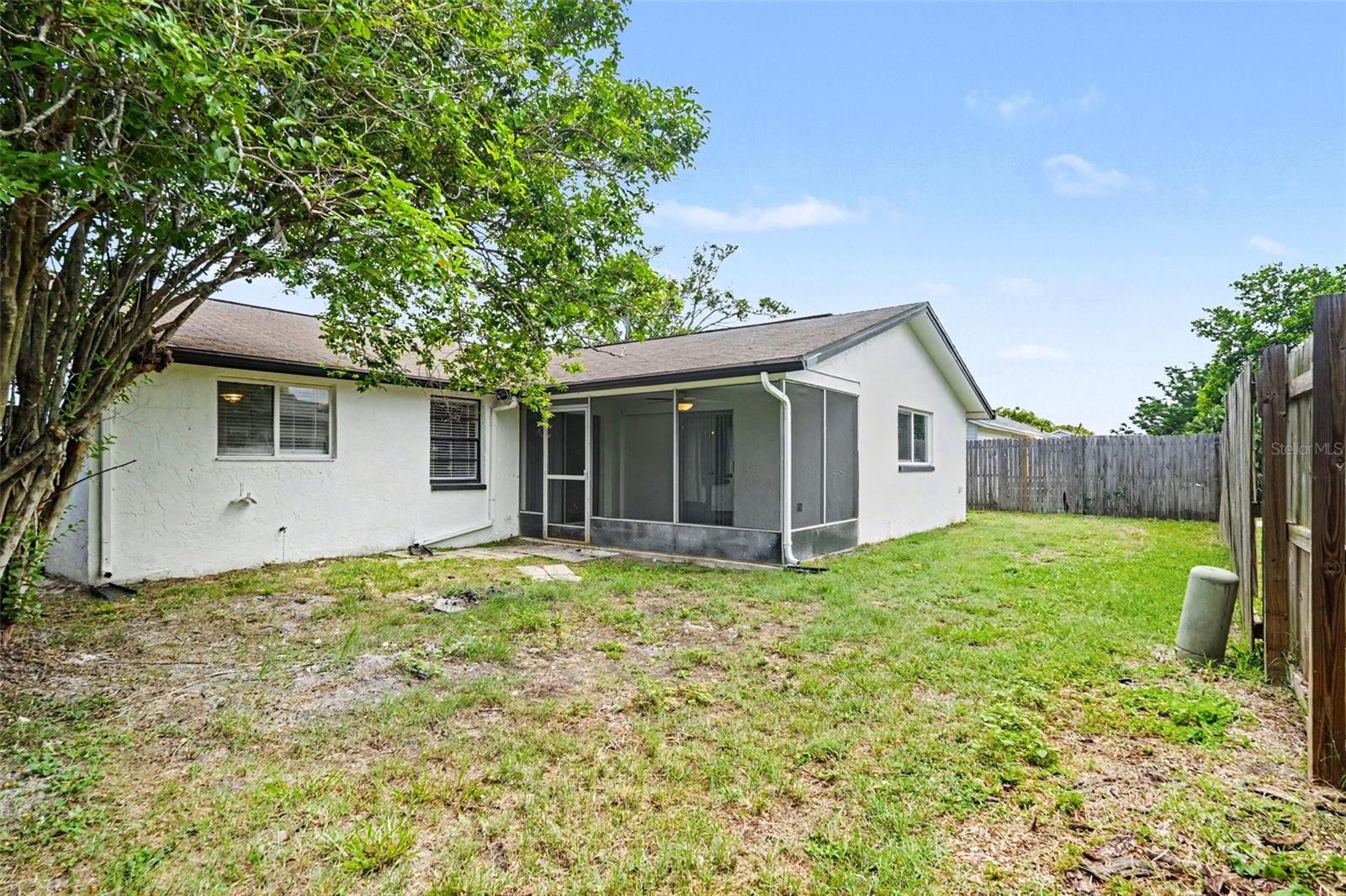 7030 Ingleside Dr Property Photo 18