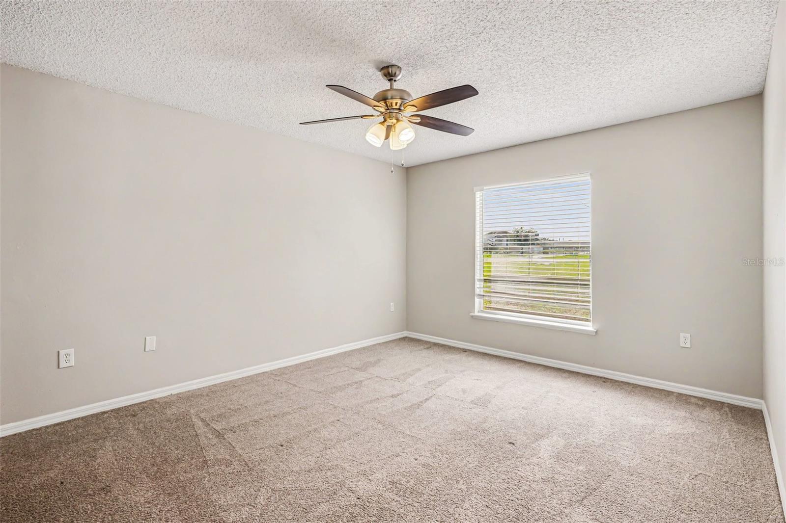 300 Kingfish Dr Property Photo 10