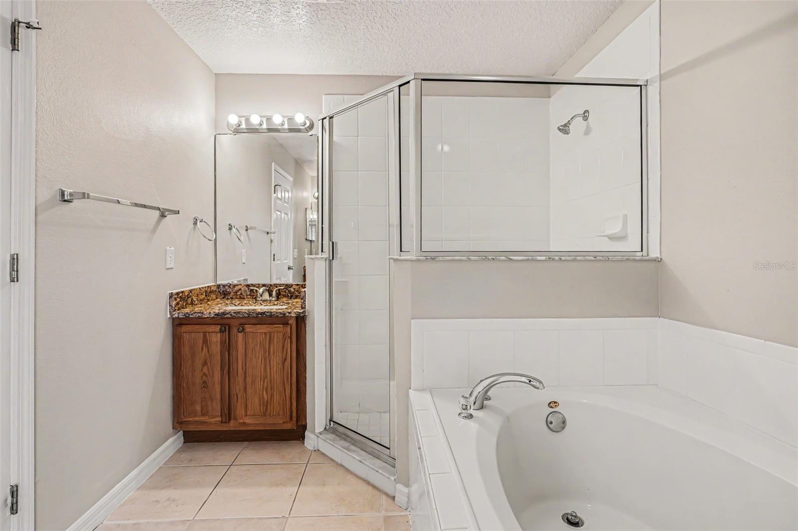 300 Kingfish Dr Property Photo 13