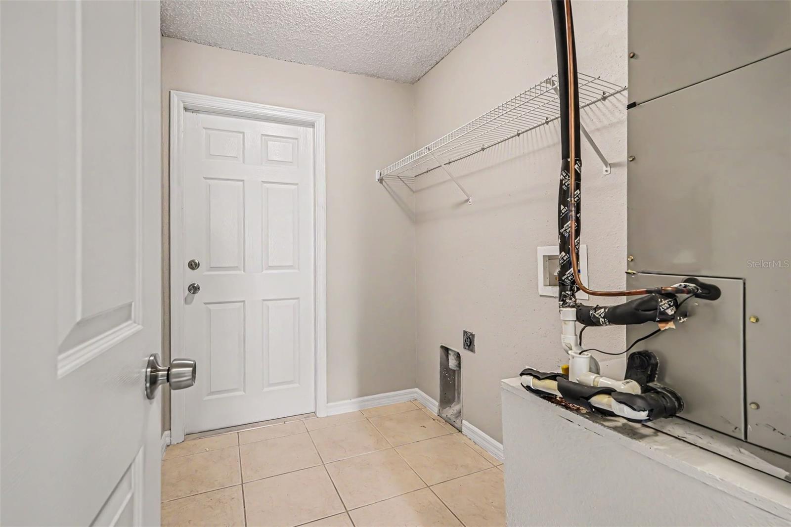 300 Kingfish Dr Property Photo 15