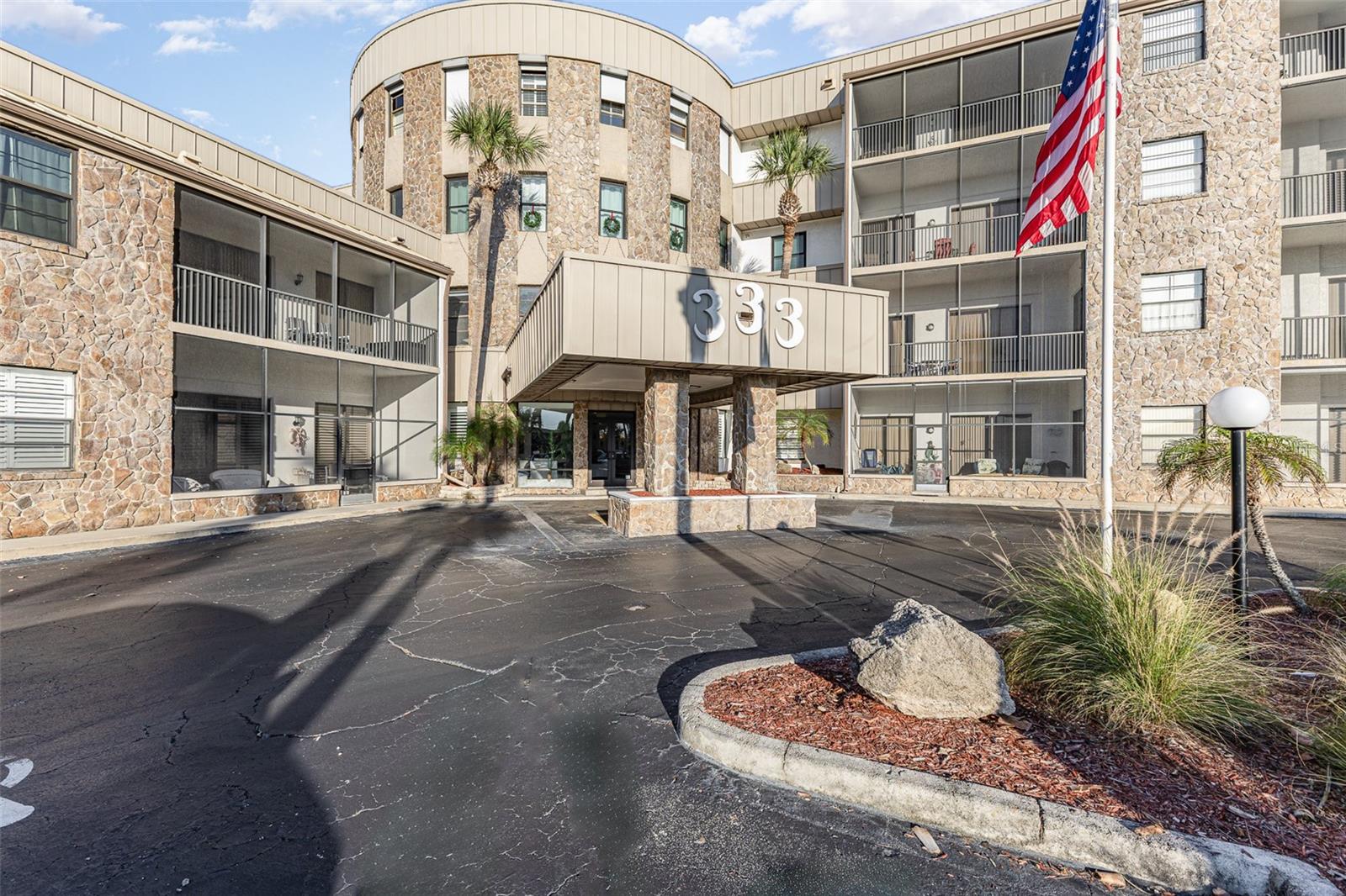 333 N ATLANTIC AVE #305