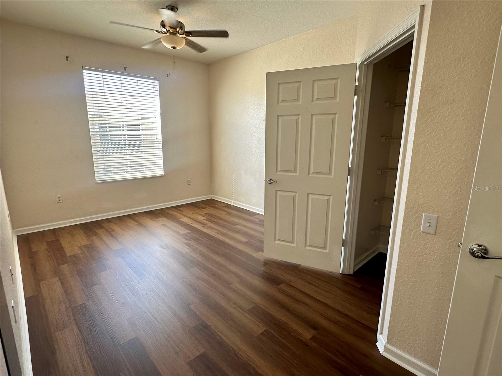 6402 Cava Alta Dr #410 Property Photo 6