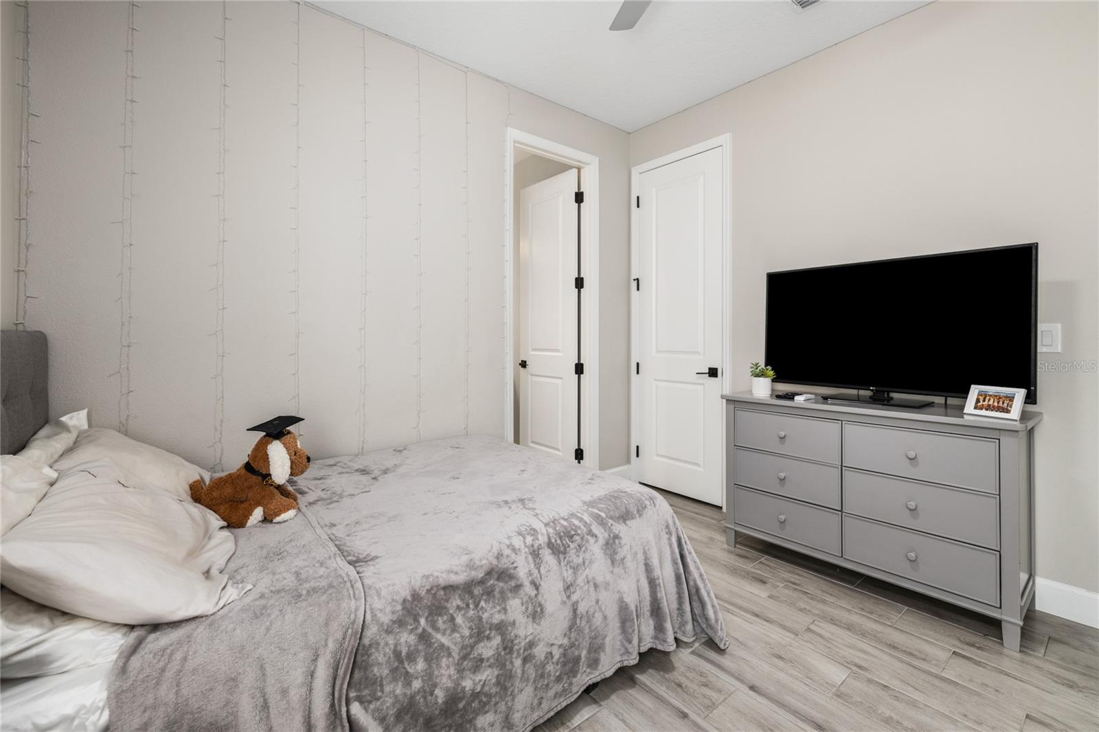 1060 River Otter Way Property Photo 22
