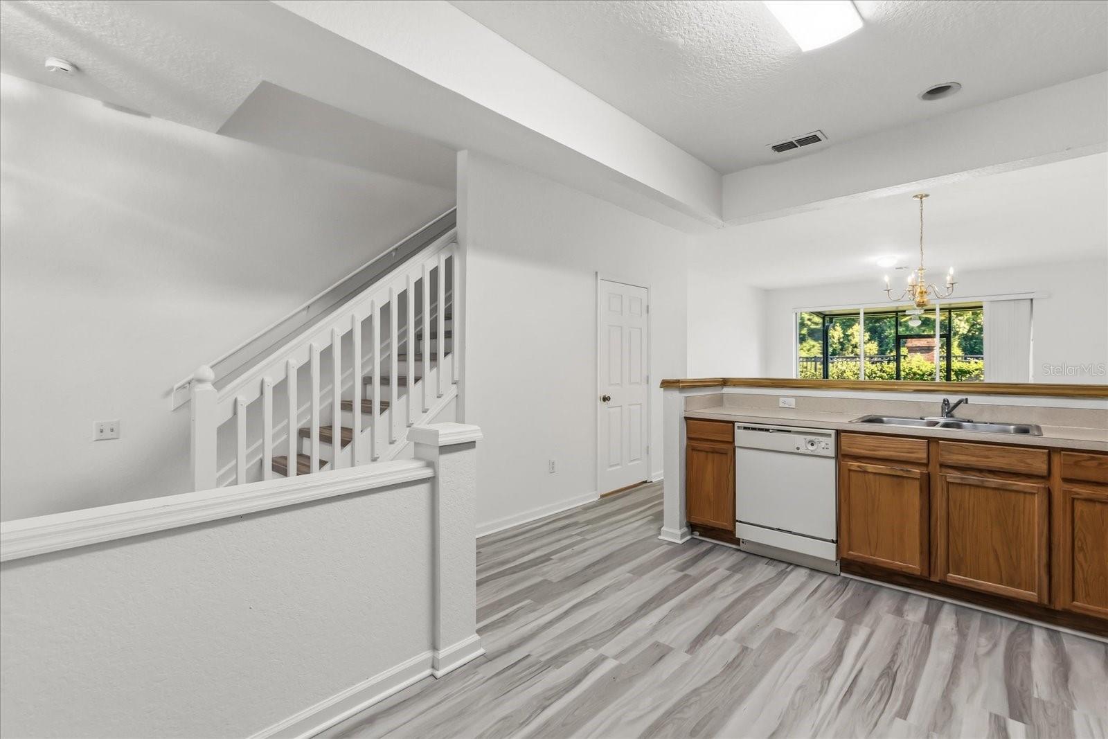 5012 Hawkstone Dr Property Photo 10