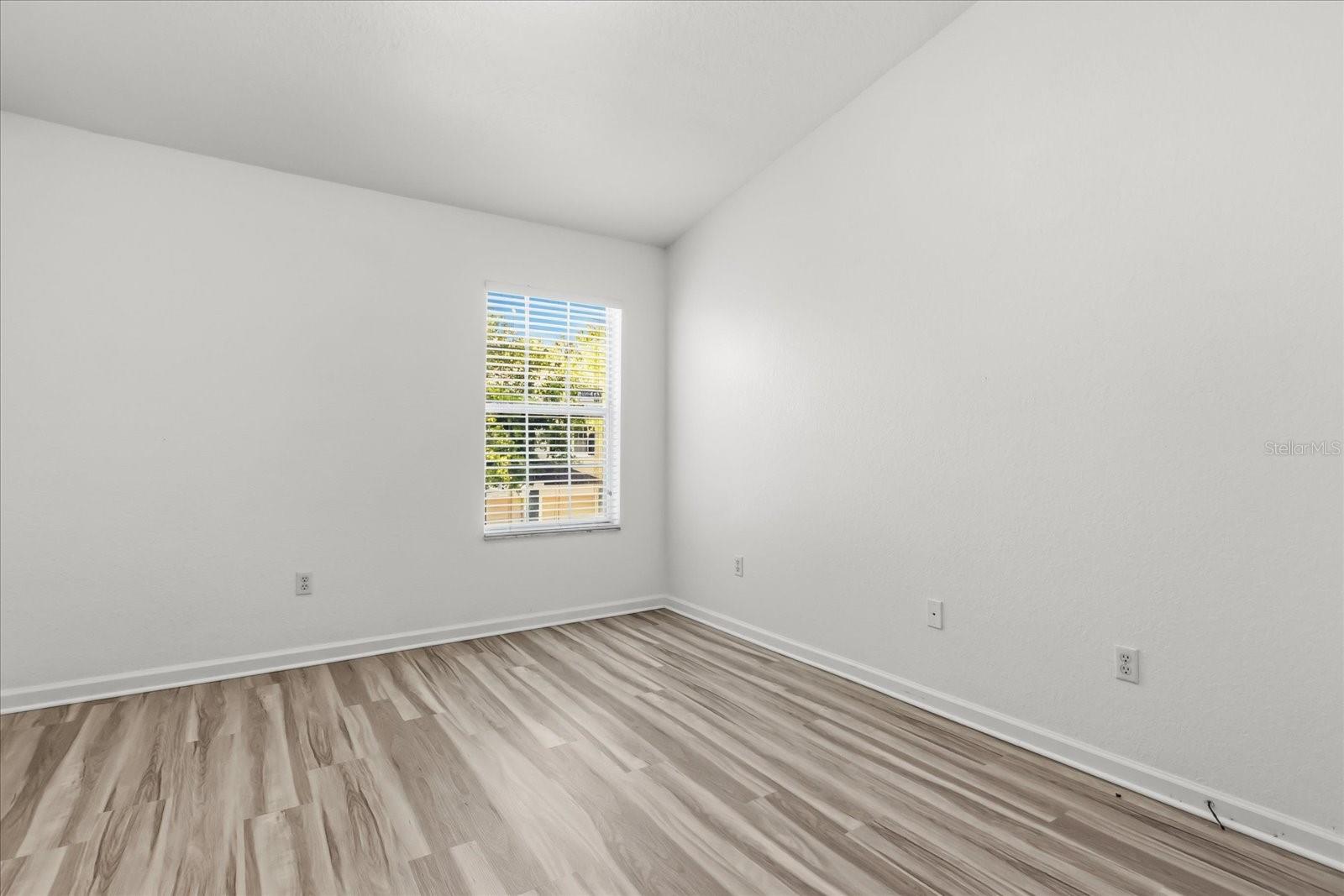 5012 Hawkstone Dr Property Photo 15