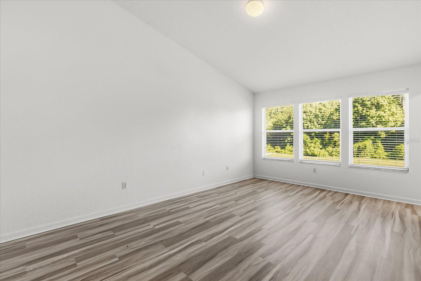 5012 Hawkstone Dr Property Photo 23