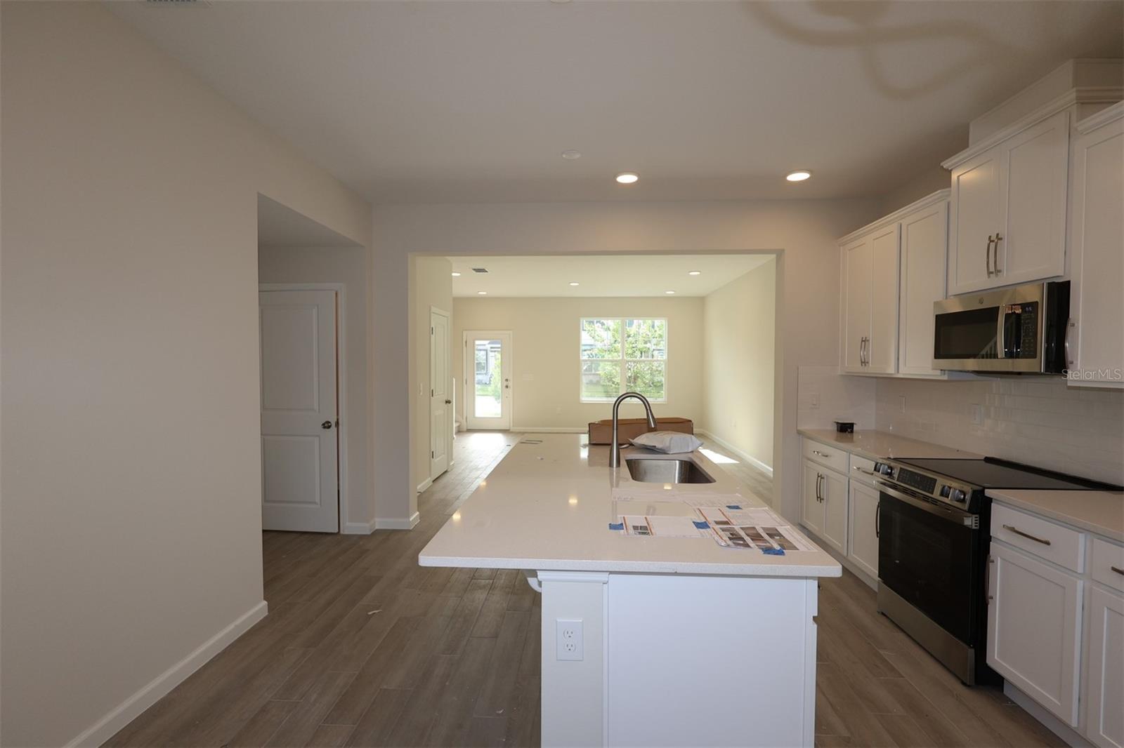 1346 Mount Royal Dr Property Photo 4