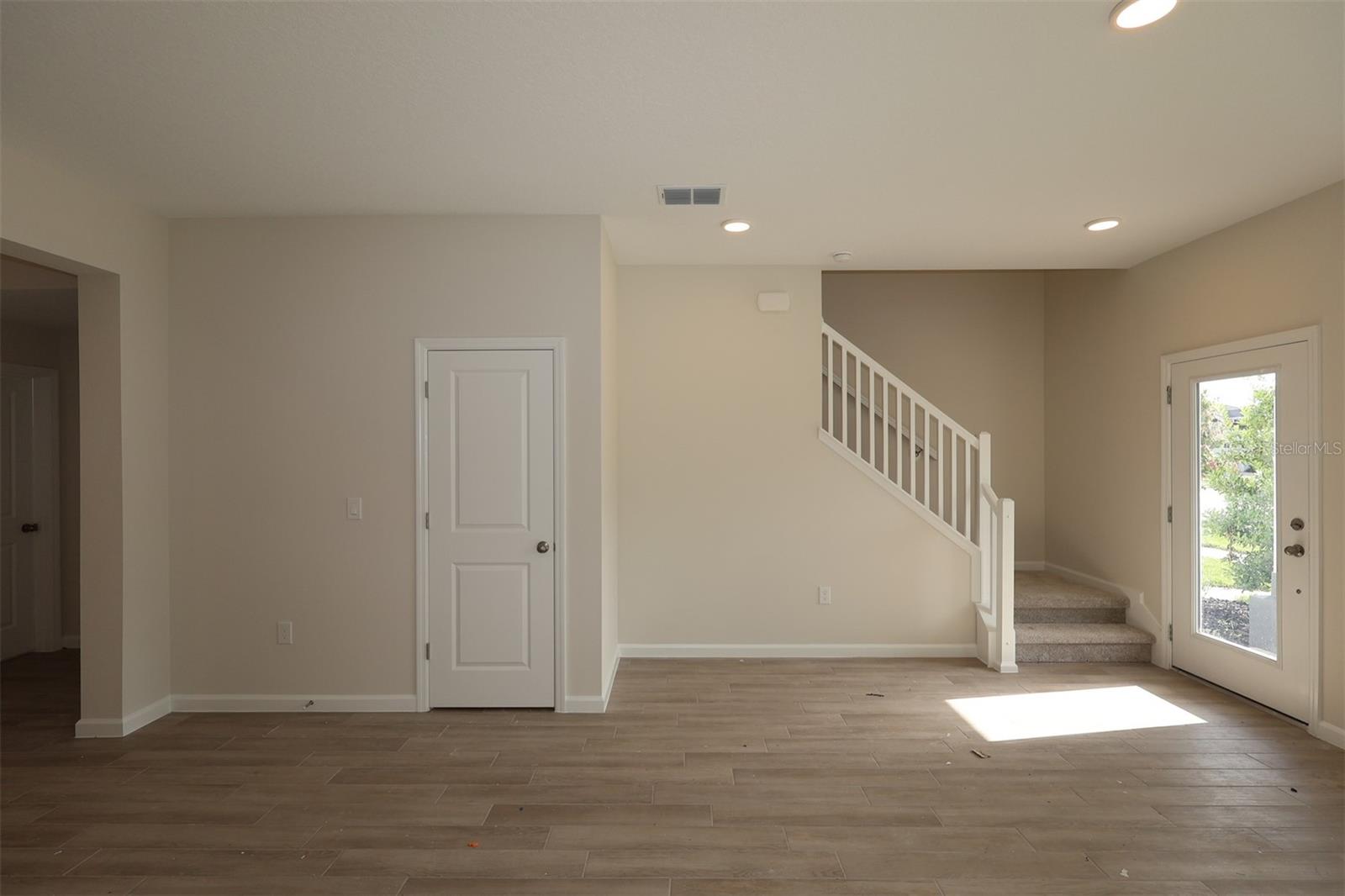 1346 Mount Royal Dr Property Photo 8