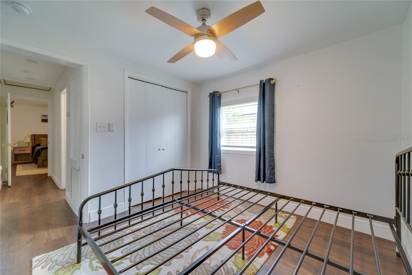 2410 Center Ave Property Photo 17
