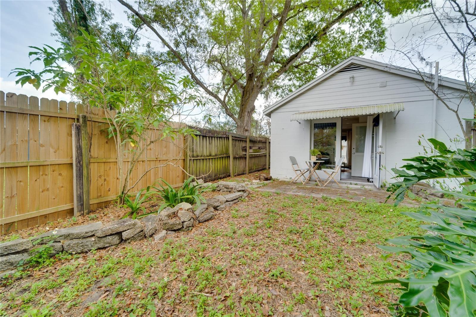 2410 Center Ave Property Photo 37