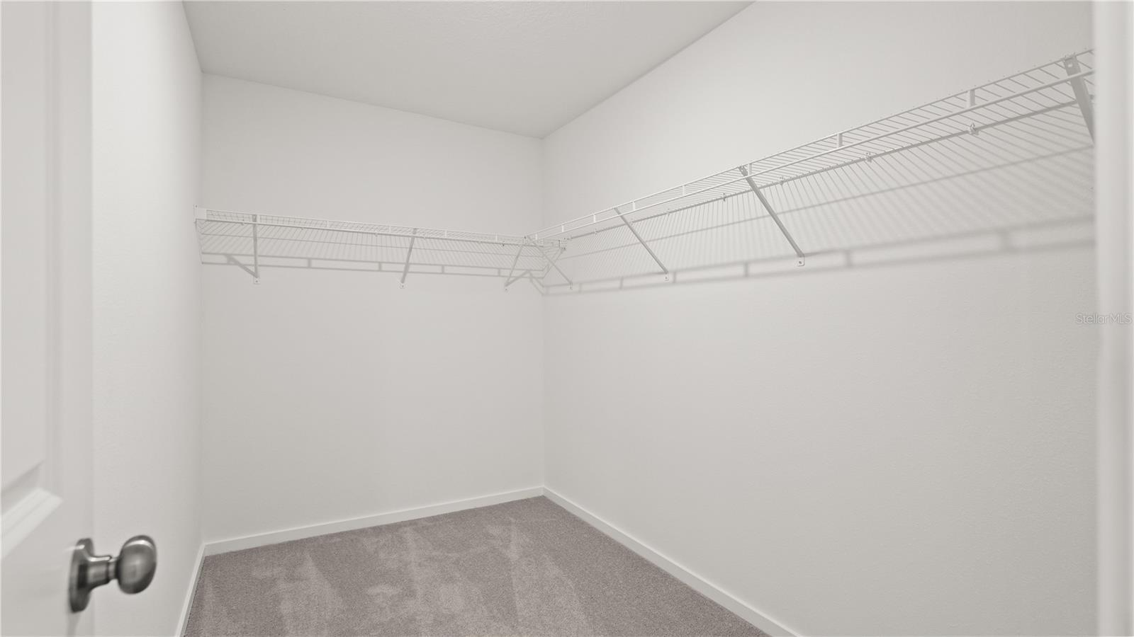 2686 Lasso Loop Property Photo 13