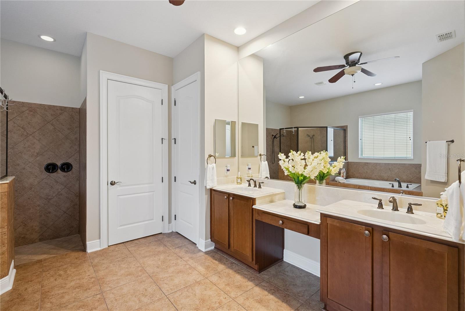 3600 Simonton Pl Property Photo 13