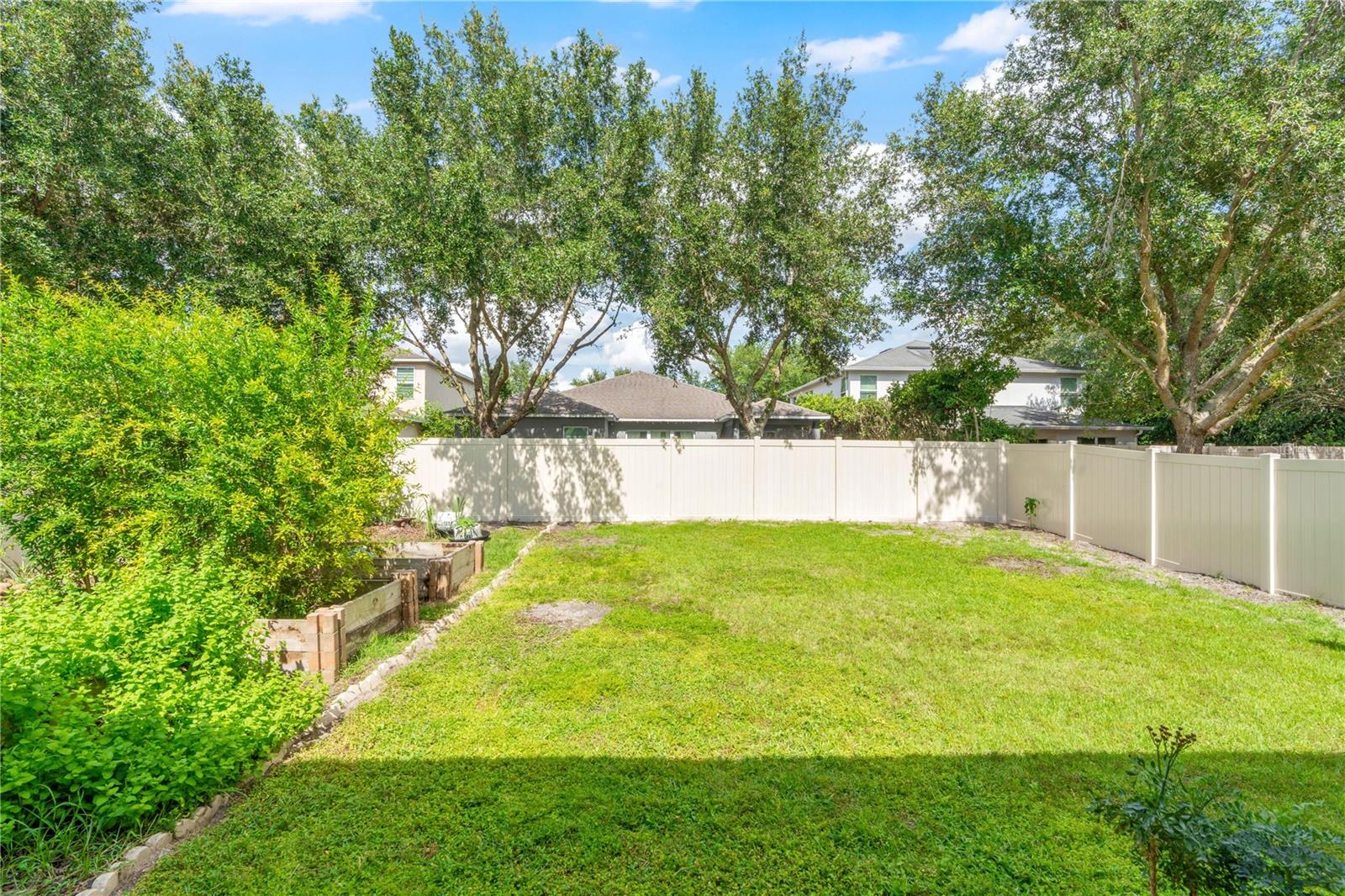 8819 Tatara St Property Photo 37