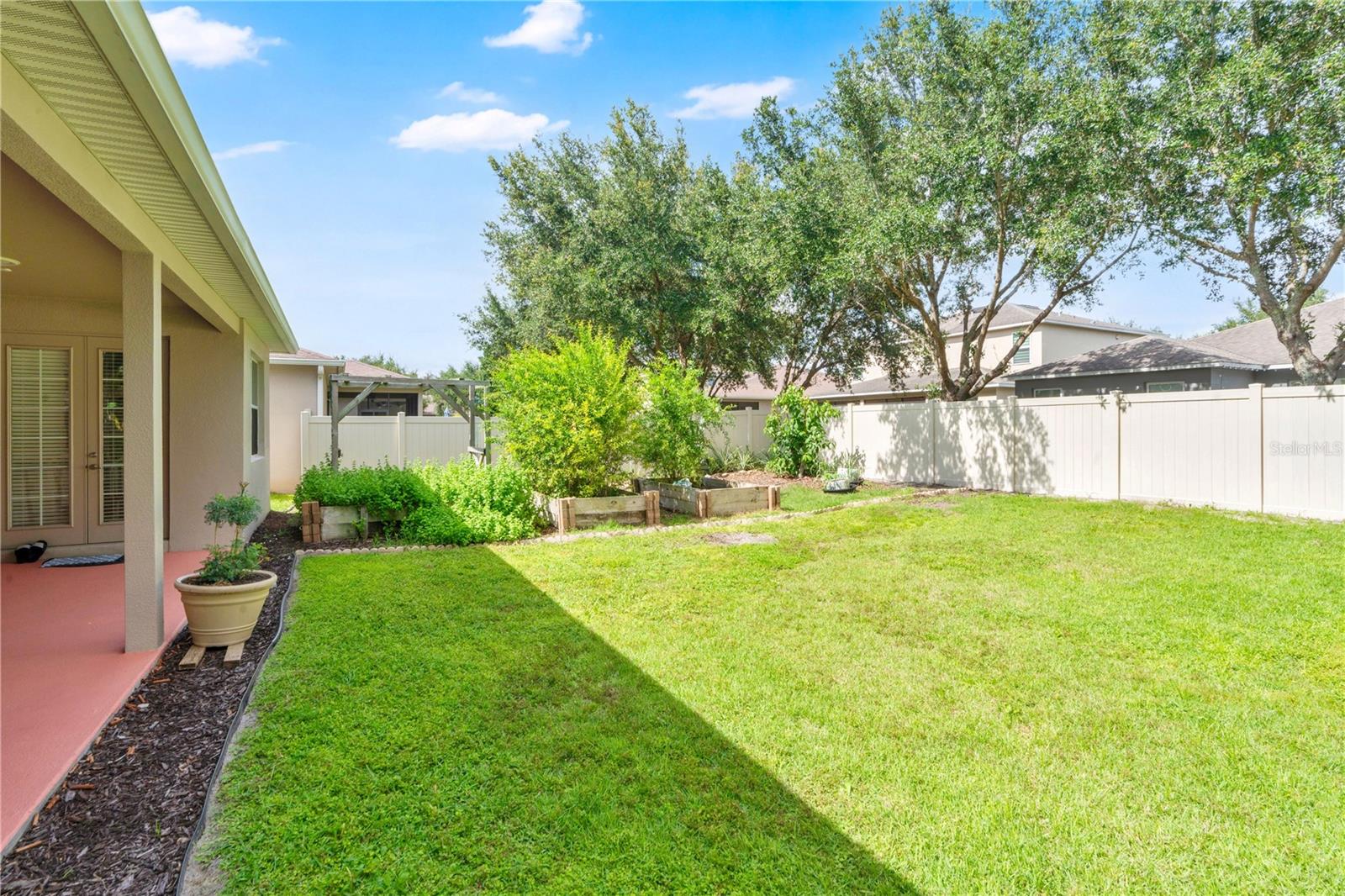 8819 Tatara St Property Photo 38