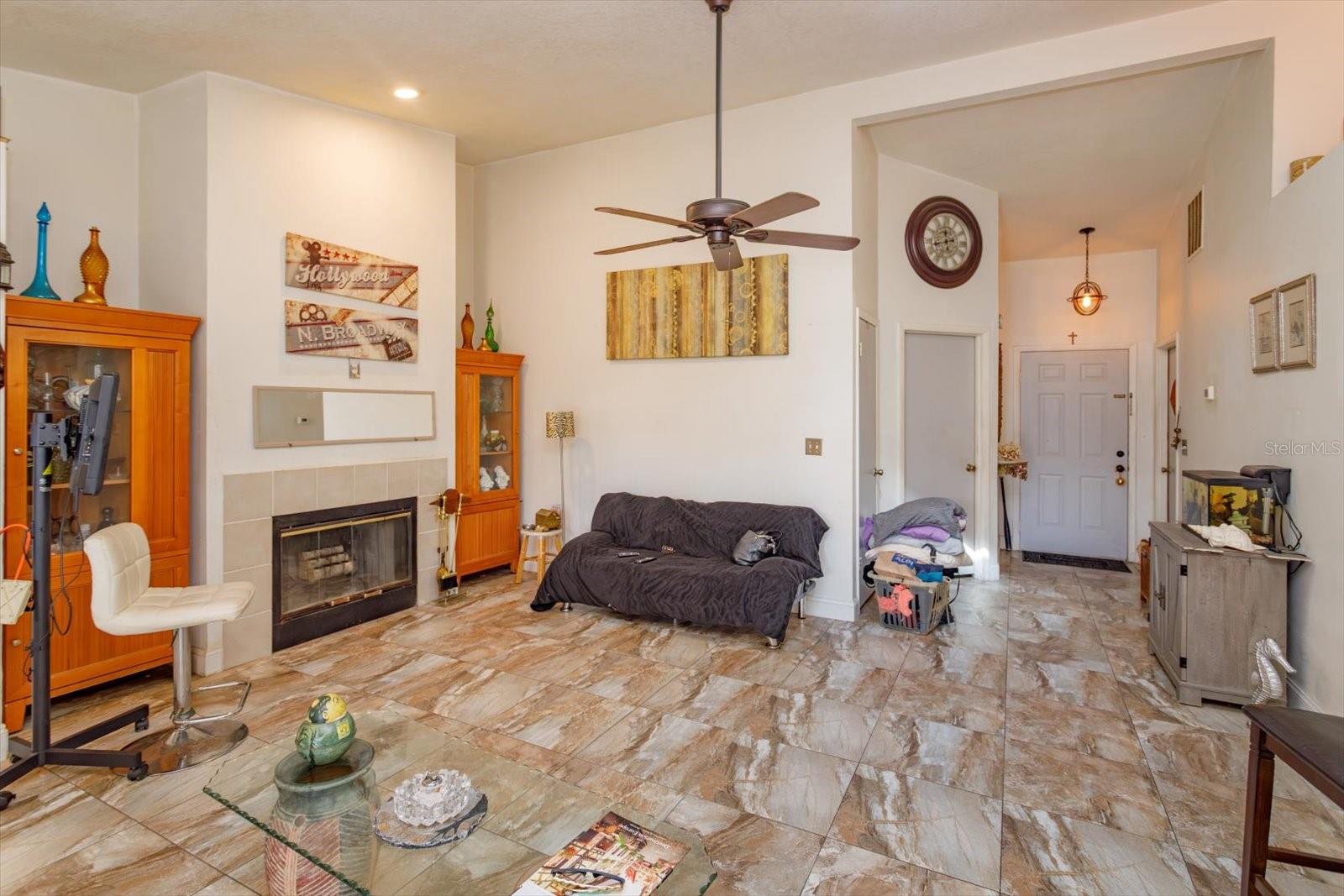 2501 Long Meadow Way Property Photo 5