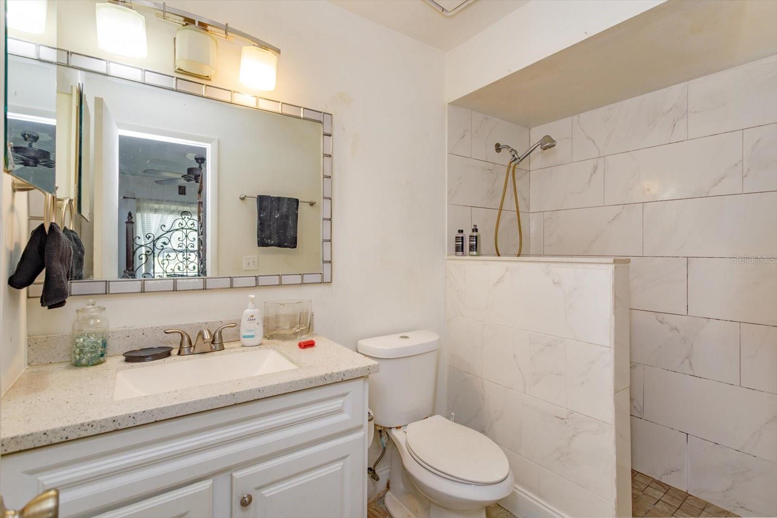 2501 Long Meadow Way Property Photo 12