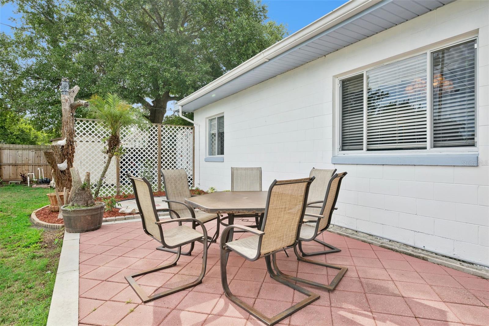 861 Alton Ave Property Photo 29