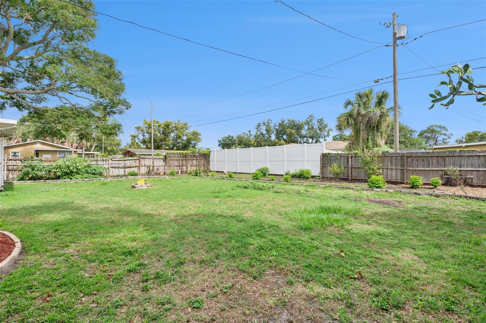 861 Alton Ave Property Photo 32