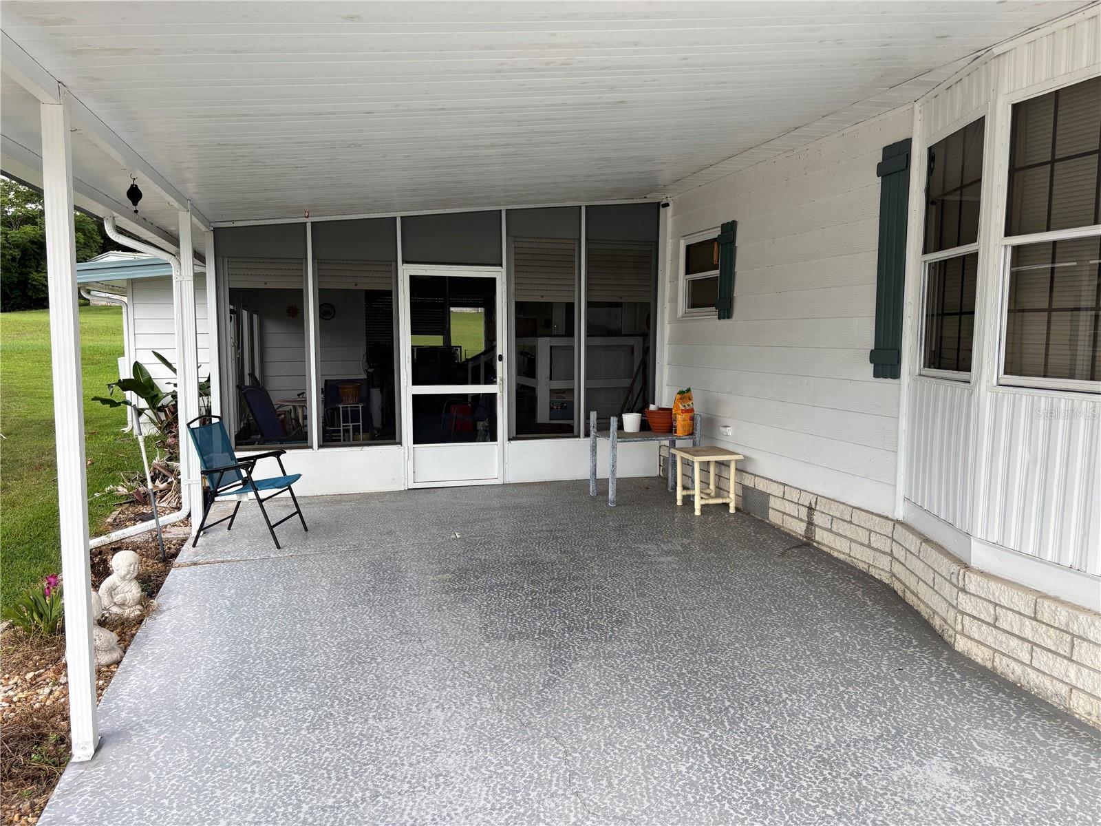 3438 Banberry Cir #1790 Property Photo 3