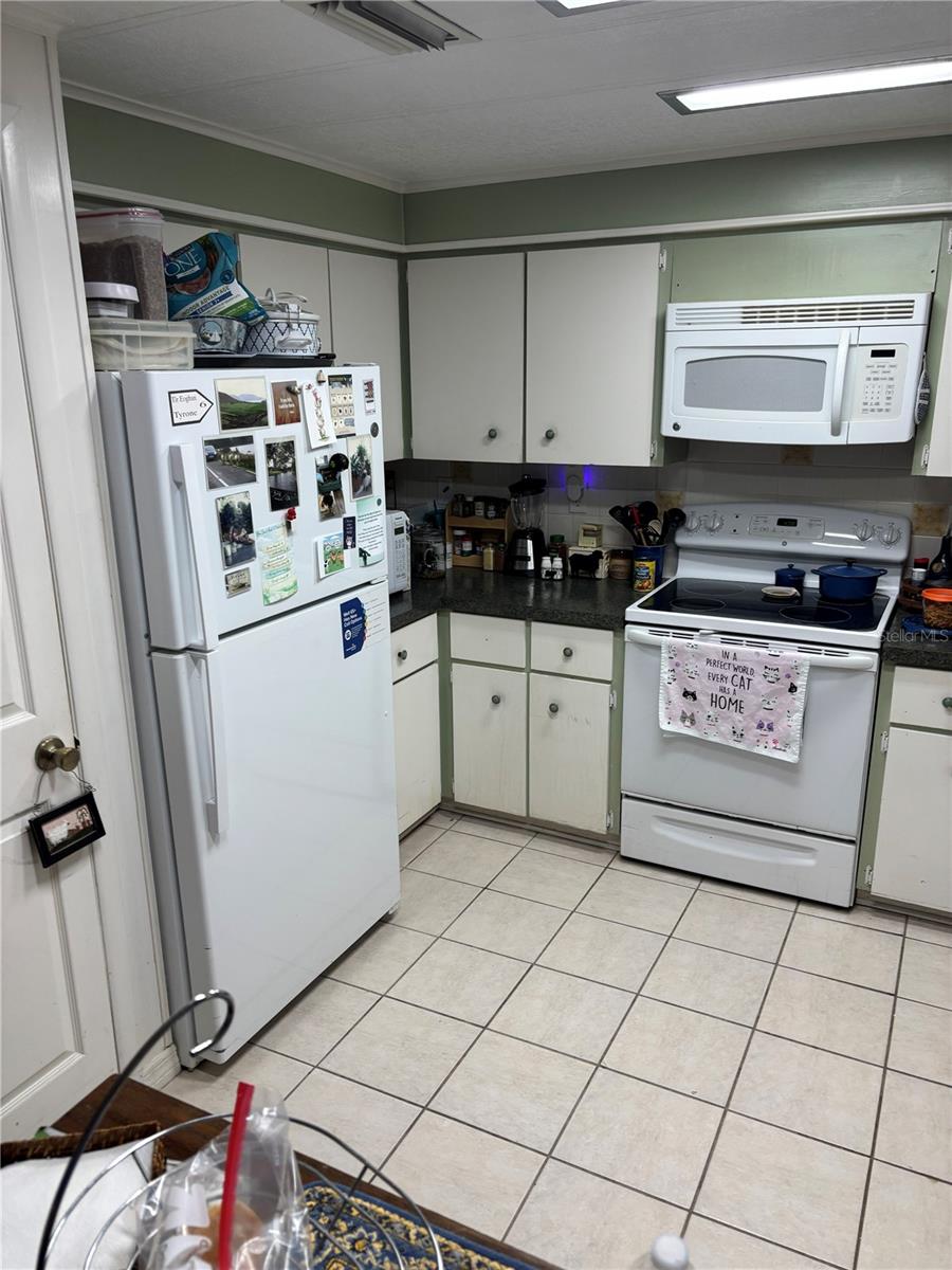 3438 Banberry Cir #1790 Property Photo 5