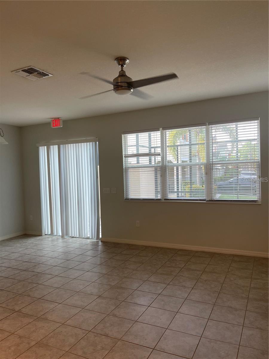 3129 Tocoa Cir Property Photo 4
