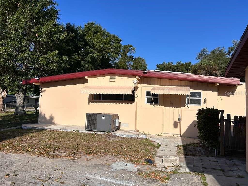 O6415822 Property Photo 3