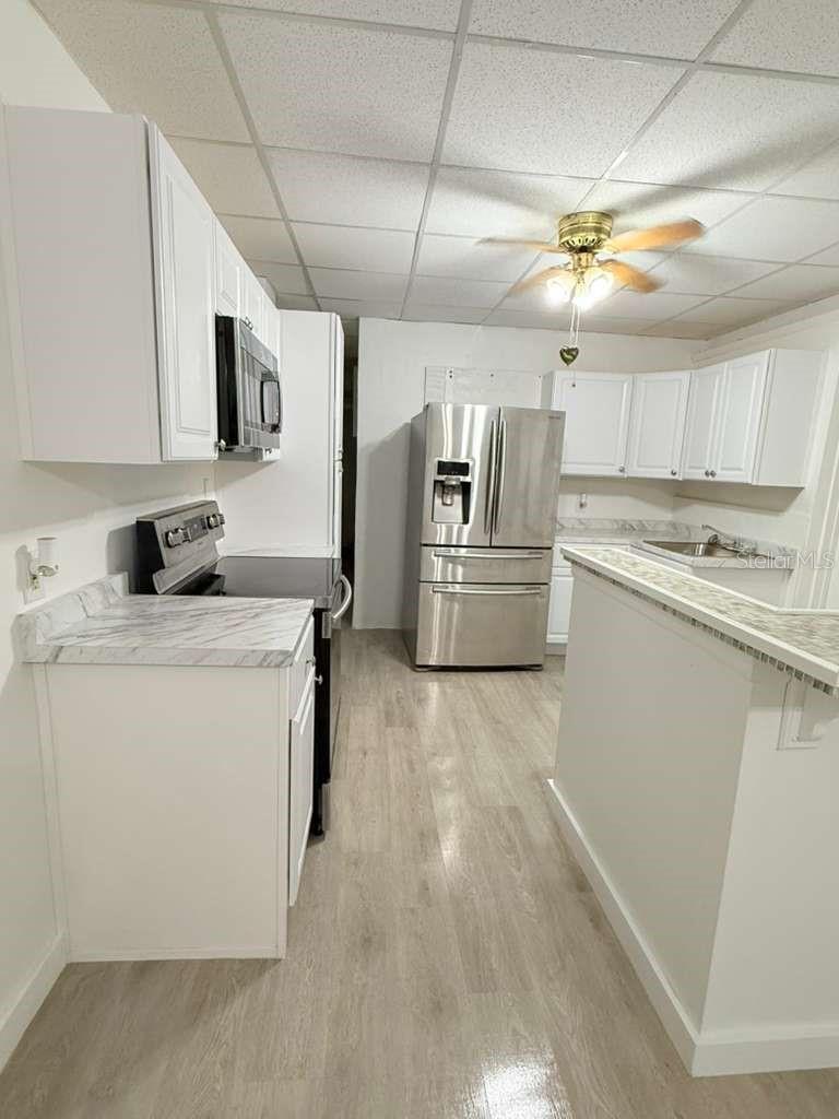 O6415822 Property Photo 8