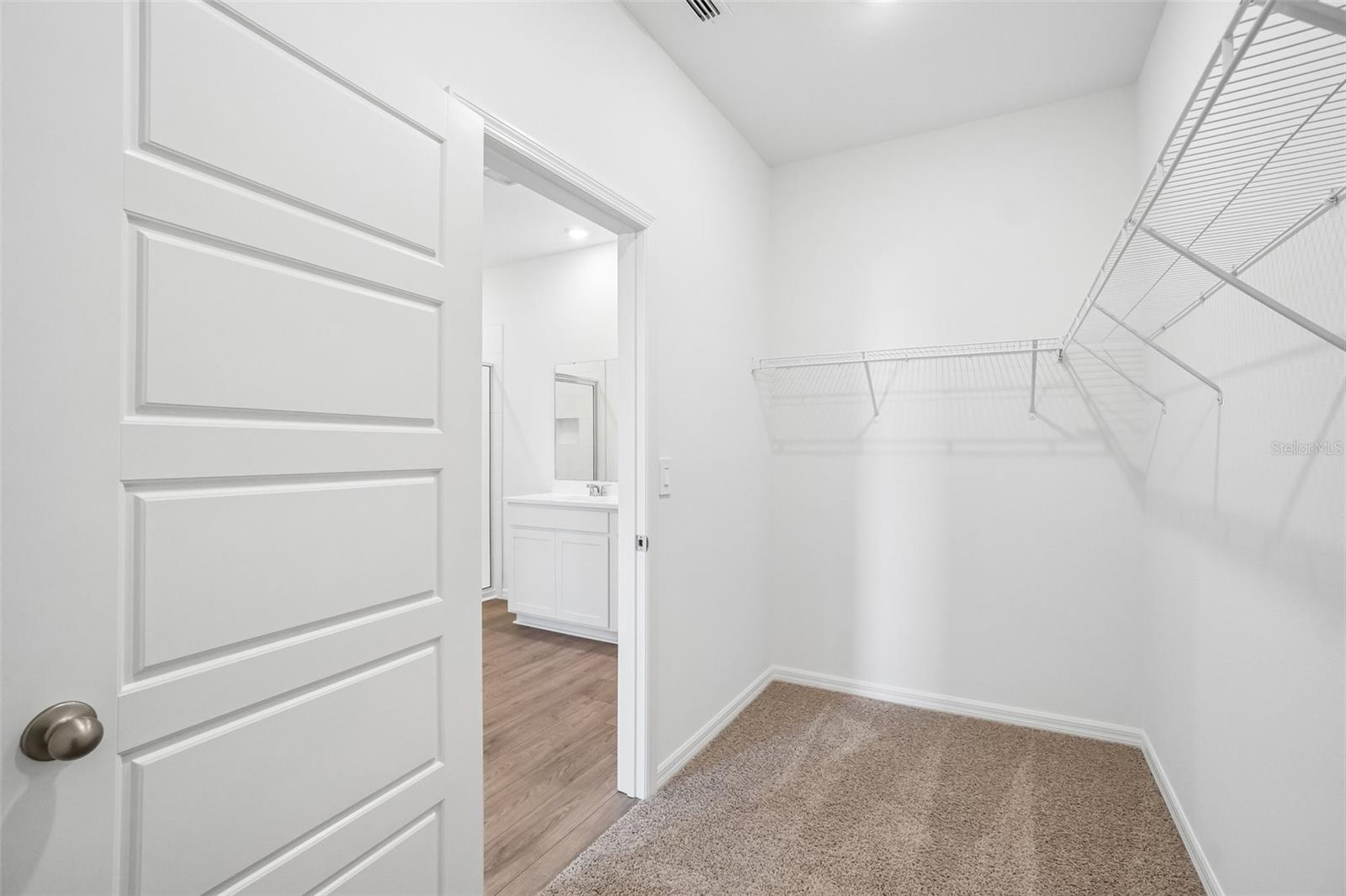 4660 Barberry Ave Property Photo 30