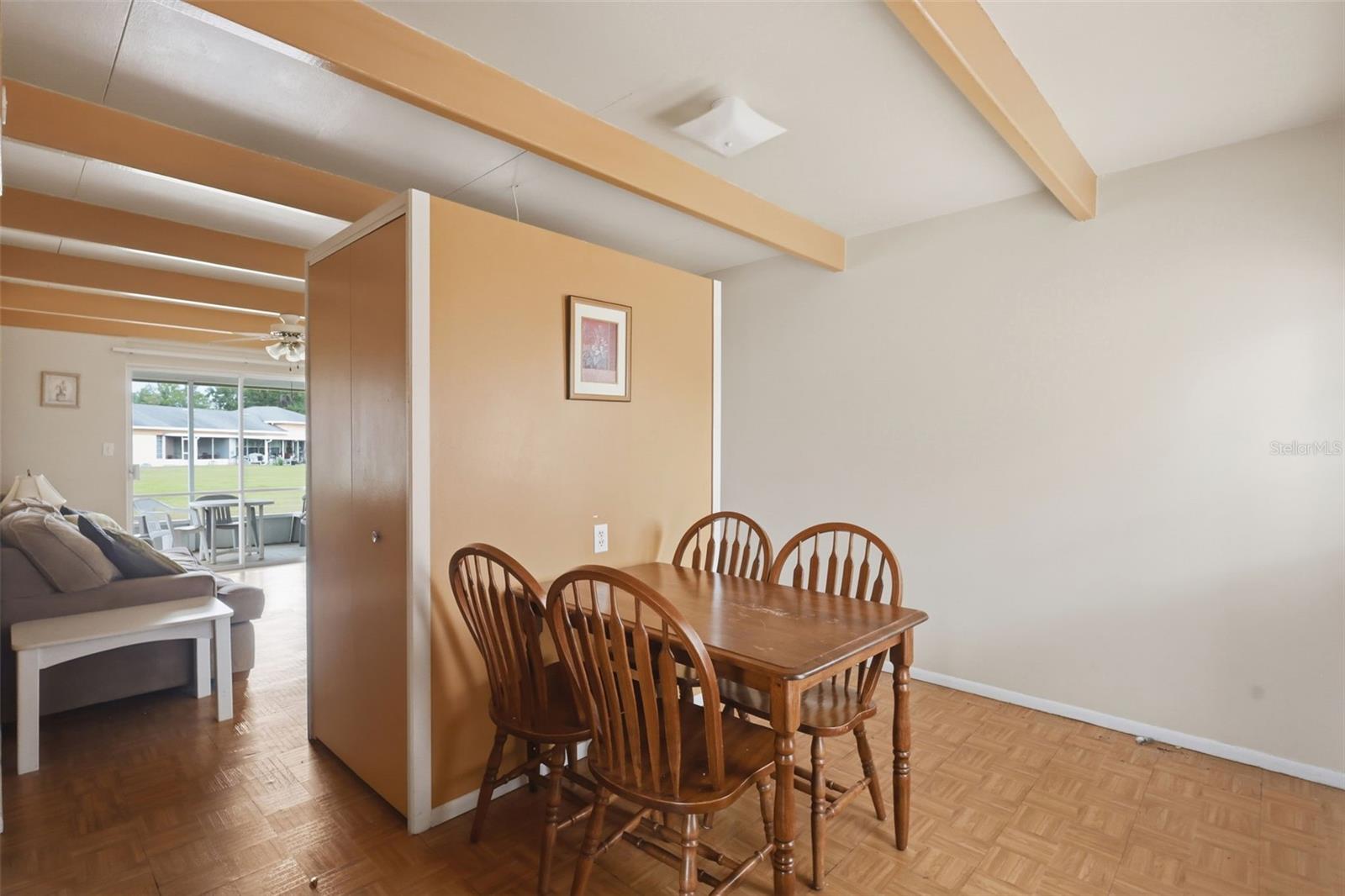 2629 Club Cir #2629 Property Photo 7