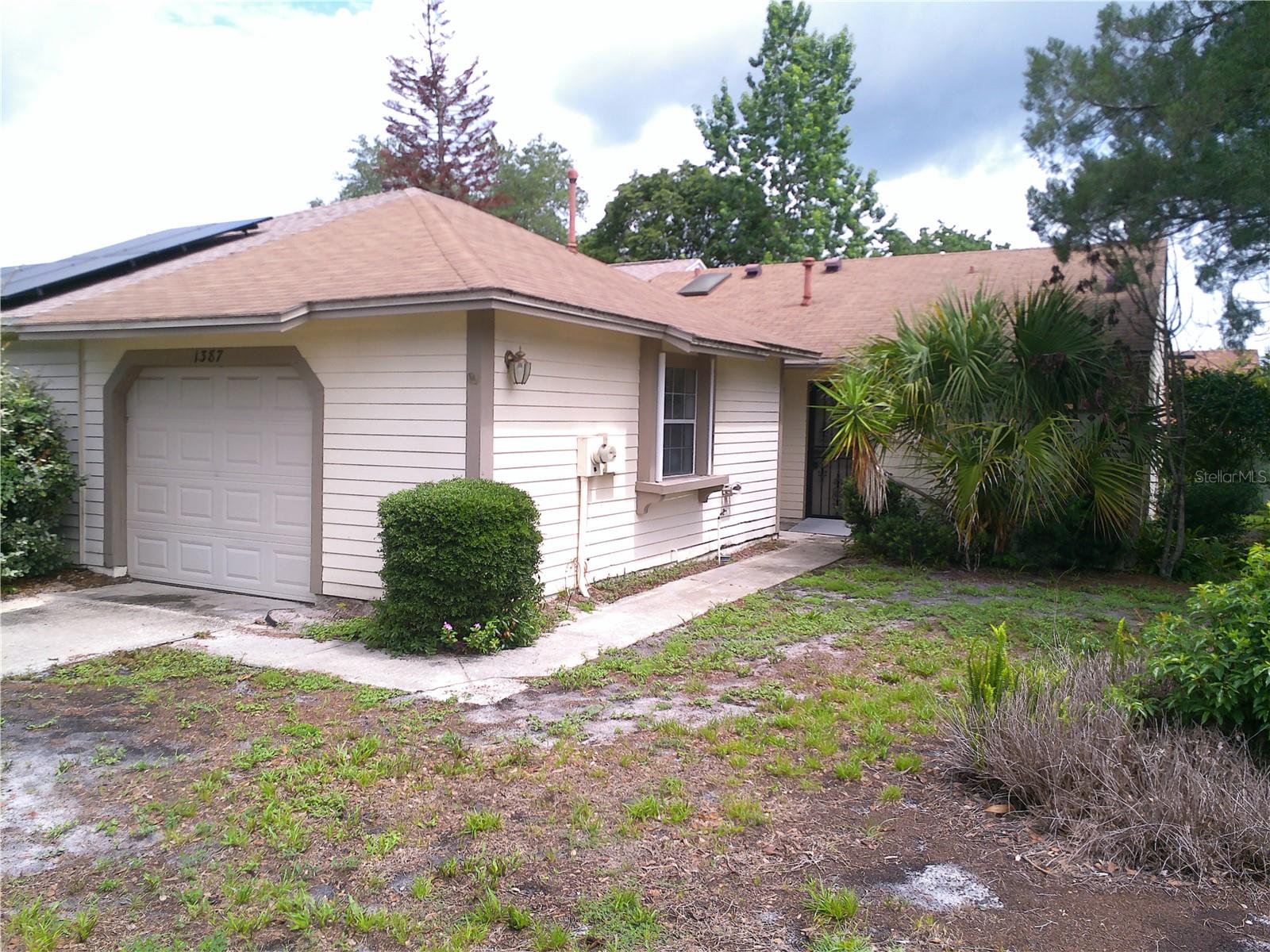 1387 Dunhill Dr Property Photo 1