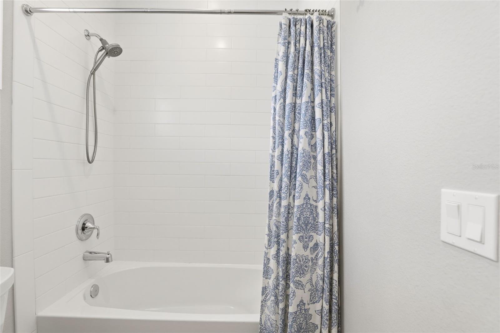3851 Grassland Loop Property Photo 33