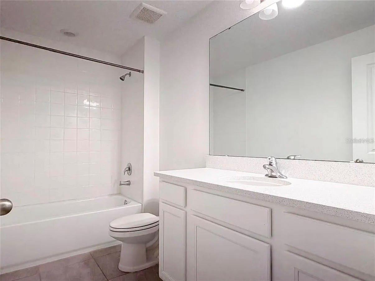 1542 Discovery St Property Photo 14