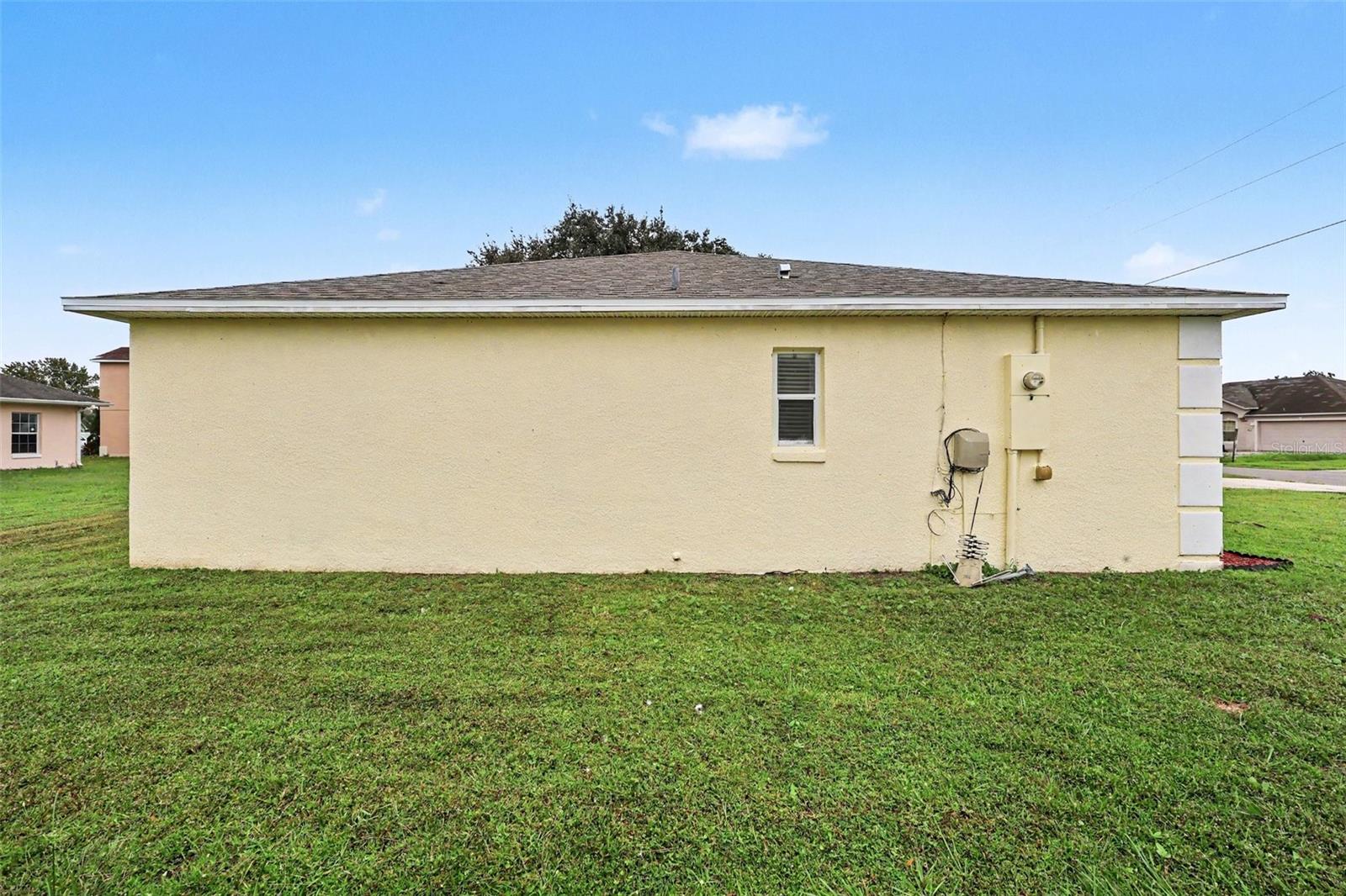 521 Eagle Ct Property Photo 23