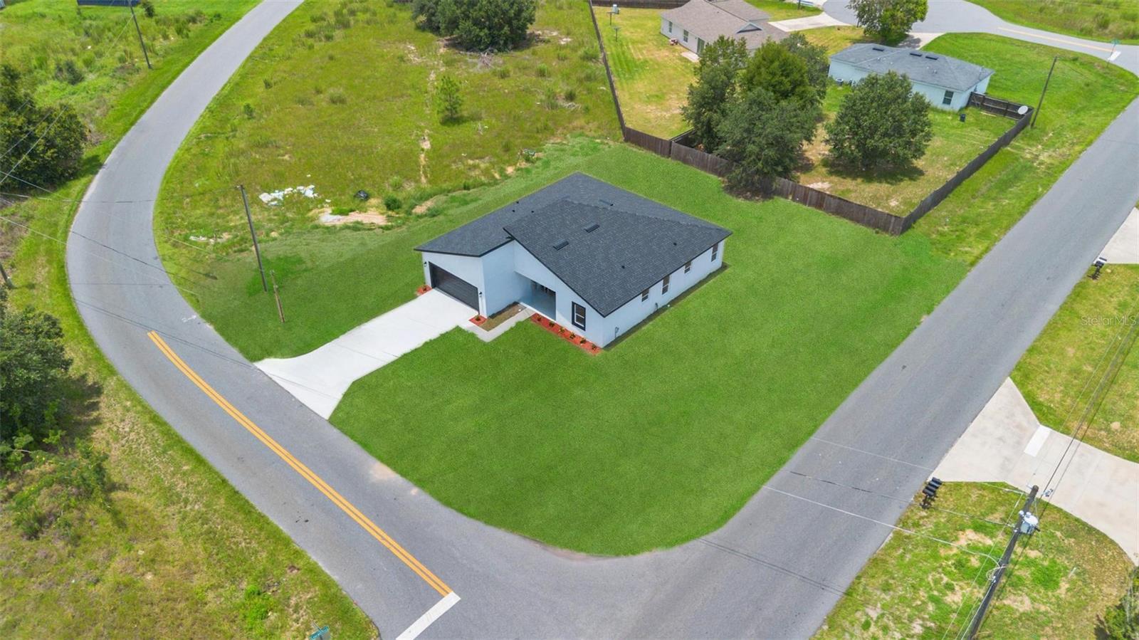 55 Laurel Crse Property Photo 3