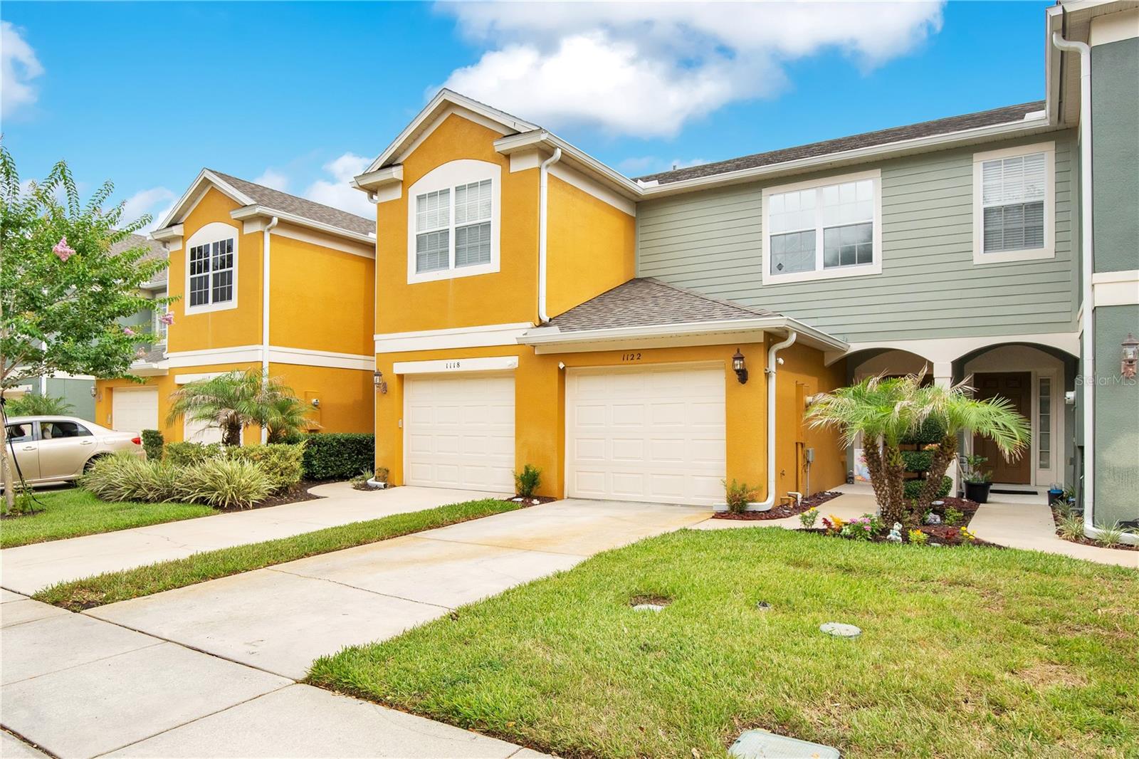 O6415959 Property Photo 2