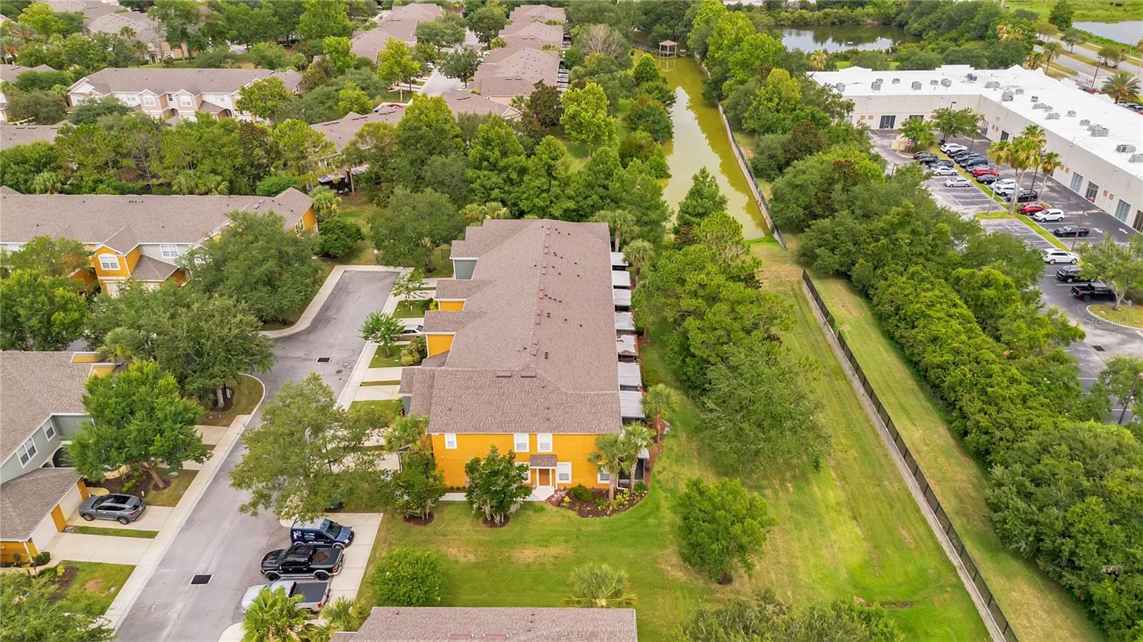 O6415959 Property Photo 8