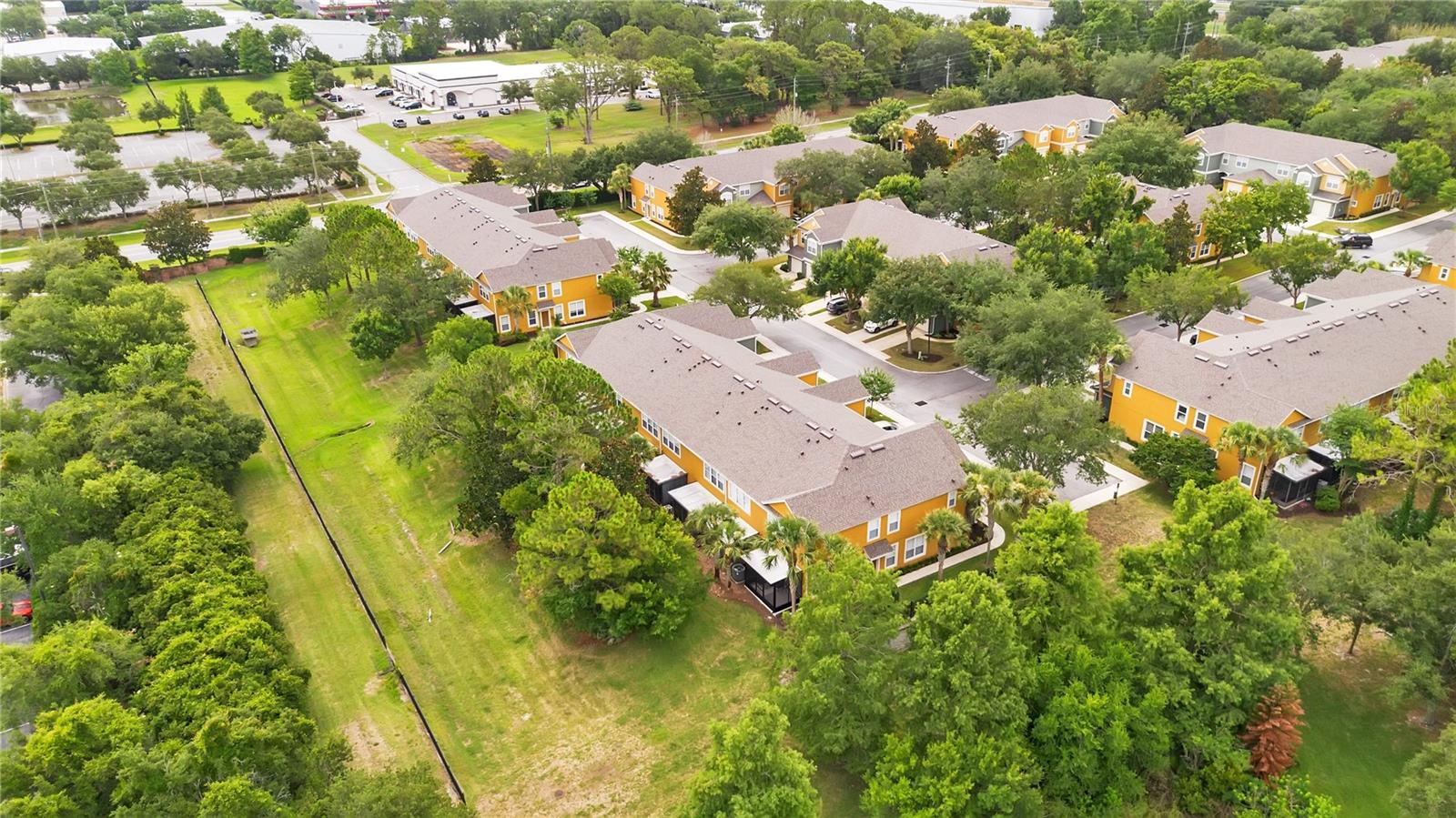 O6415959 Property Photo 11