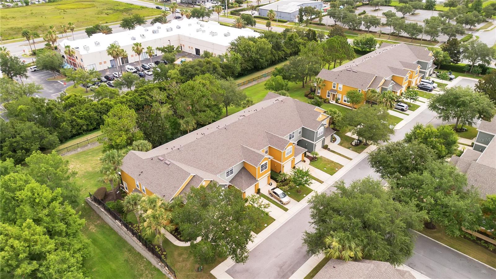 O6415959 Property Photo 12