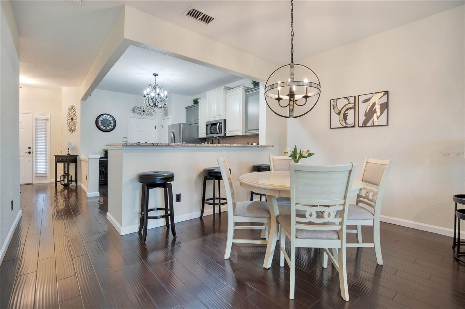 O6415959 Property Photo 27