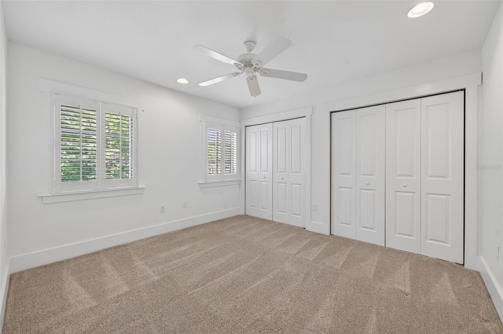 1265 Arlington Pl Property Photo 32