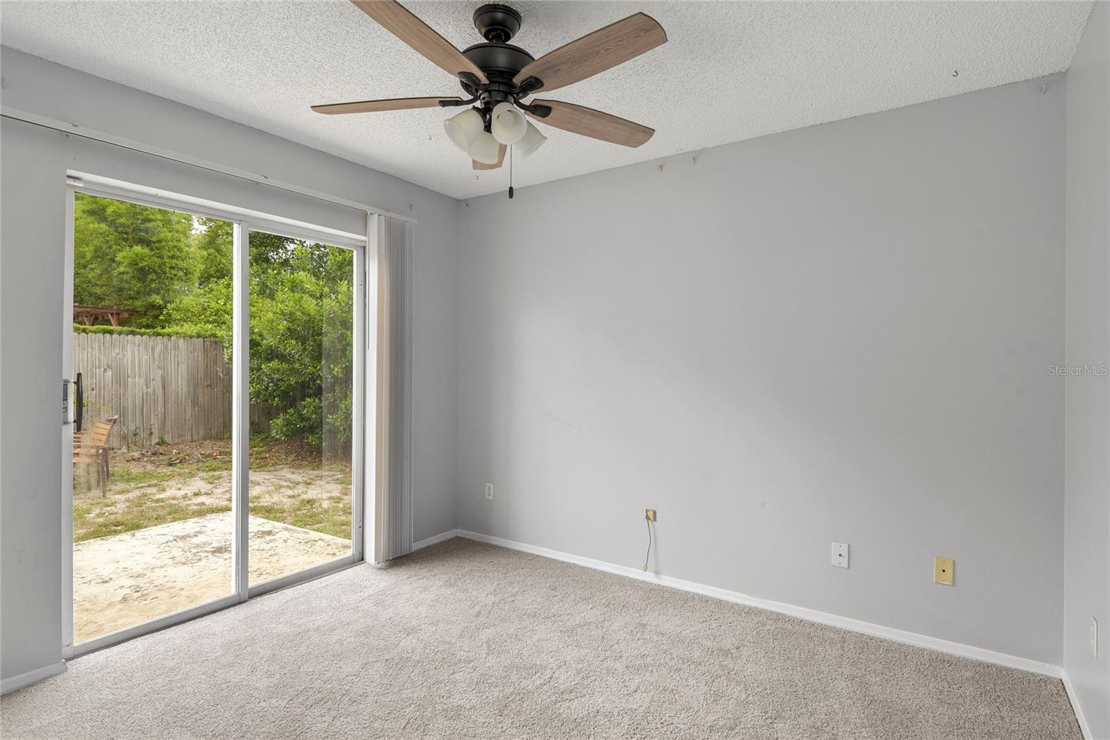 301 S Capen Ave Property Photo 19