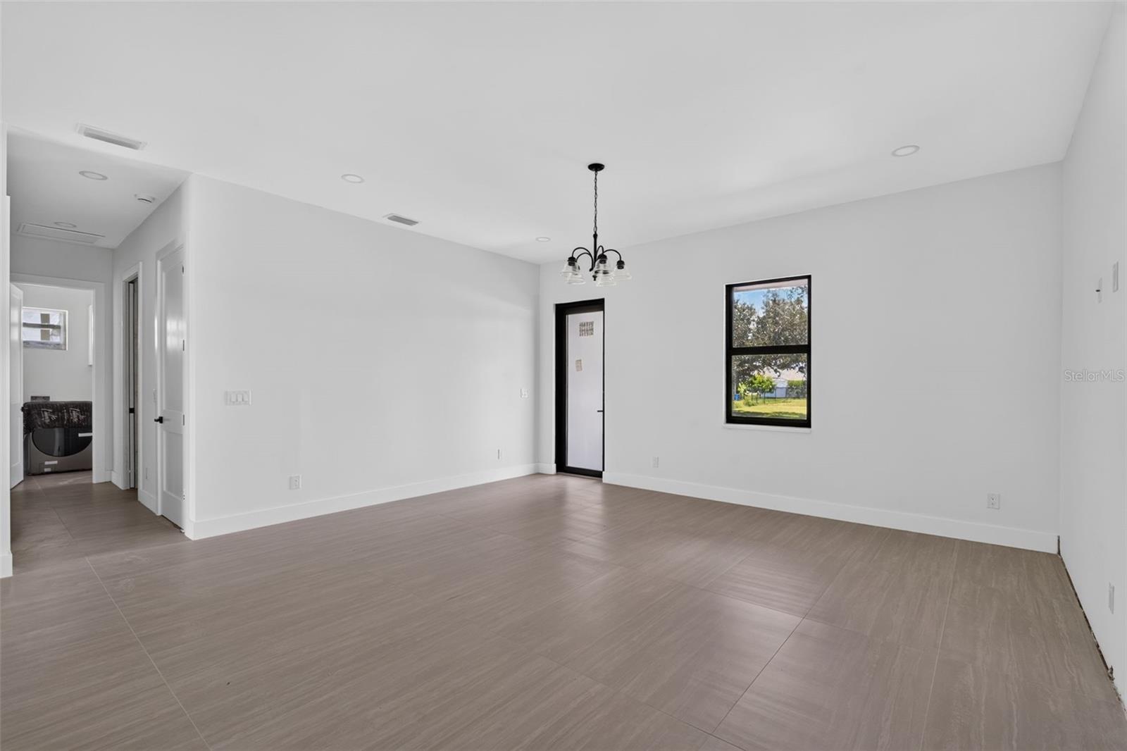 22333 Elmira Blvd Property Photo 6